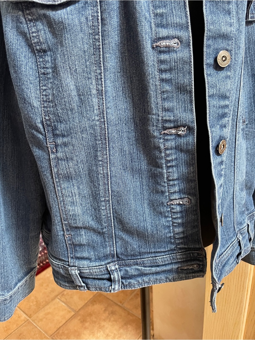 Retro Jean Jacket - Picture 4 of 5